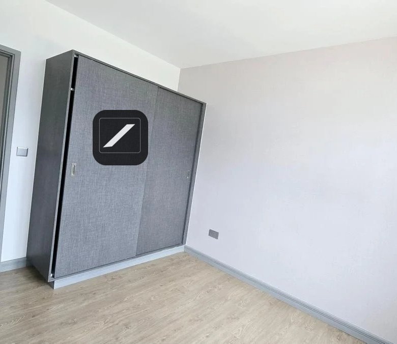 780