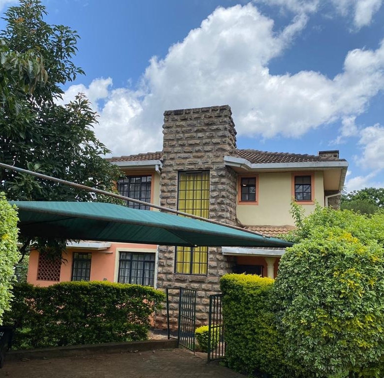 Fourways Junction Estate Villas For Sale in Runda
