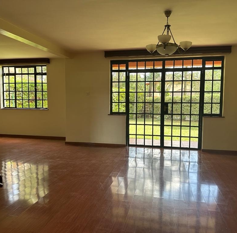 Fourways Junction Estate Villas For Sale in Runda