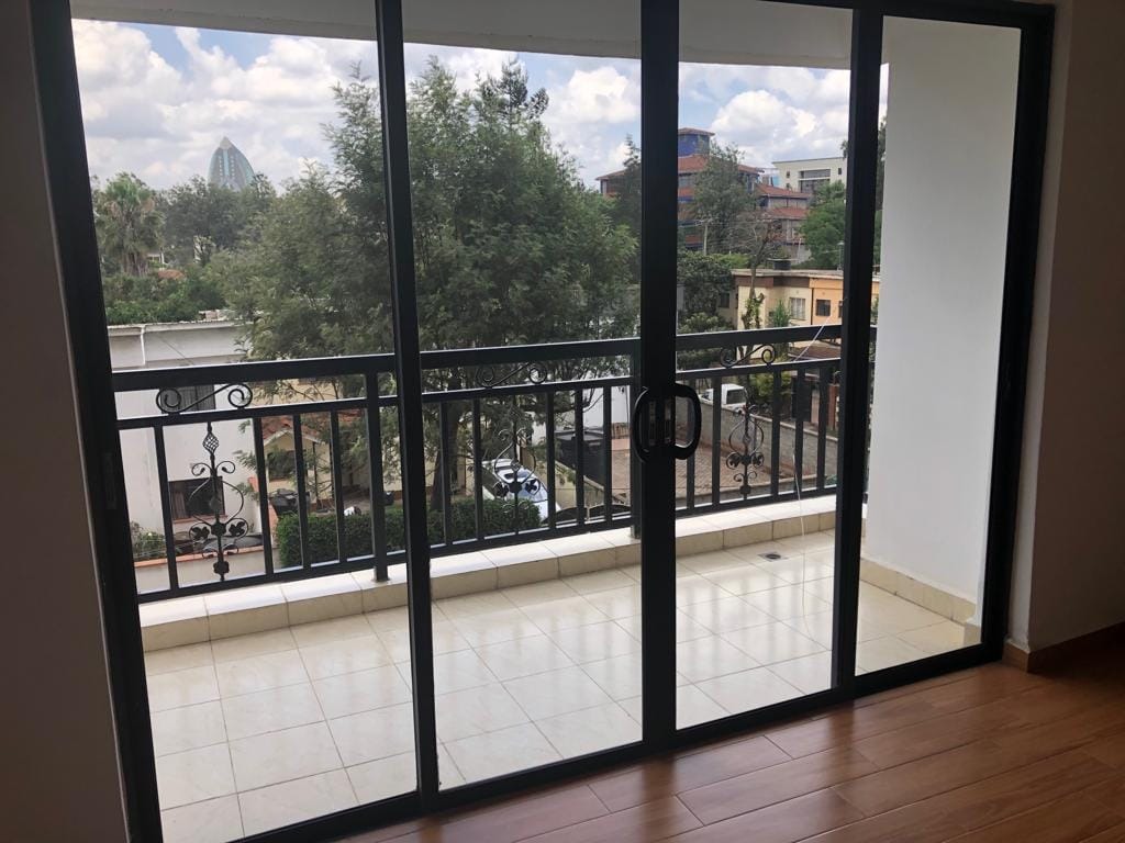 imgi_27_Balcony Chelezo House | Kilimani (Kindaruma Road)2,3,4 Bedroom Apartment For Sale