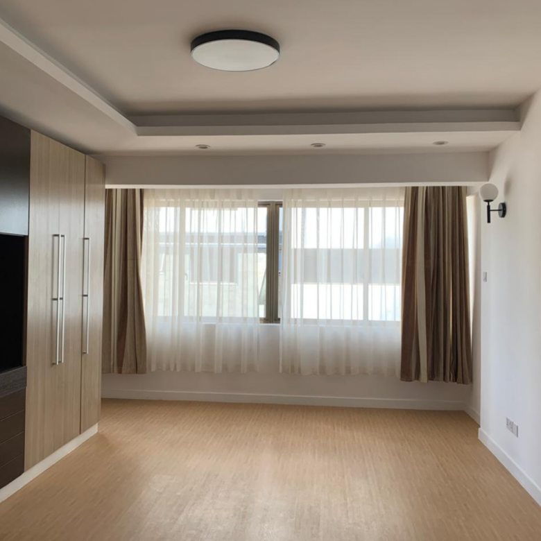  3&4 Bed Plus Dsq Apartmnt For Sale in Lavington