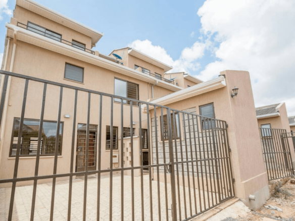 4 Bedroom Maisonettes For Sale in Syokimau