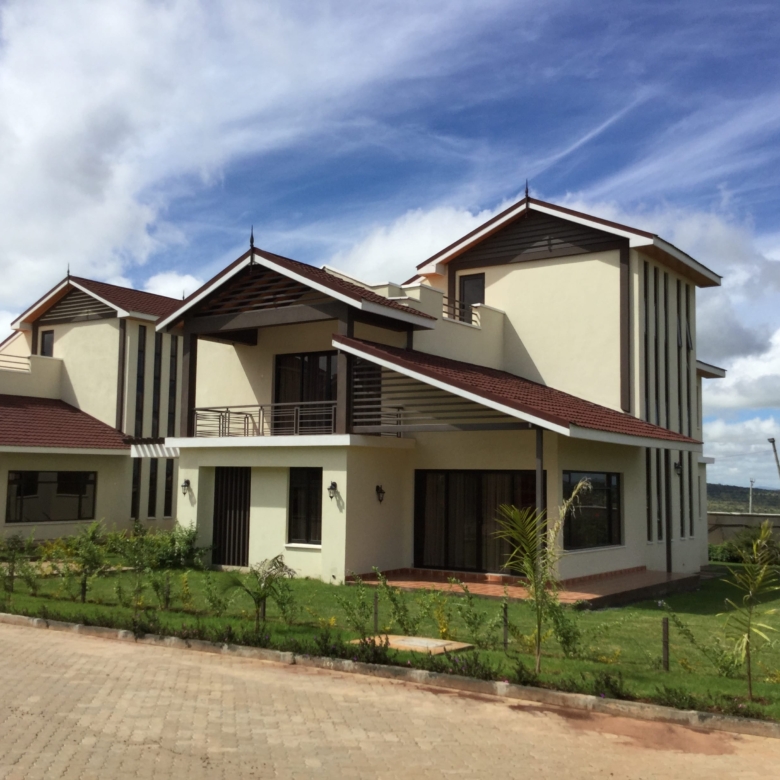 Luxury 4 Bedroom En-Suite Villas for Sale on Mombasa Road, Nairobi | Serene Park Villas at Machakos Junction with DSQ