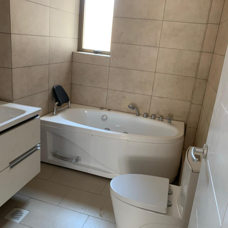  3&4 Bed Plus Dsq Apartmnt For Sale in Lavington