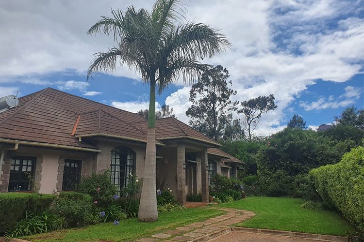 4 Bedroom Bungalow For Sale in Karen