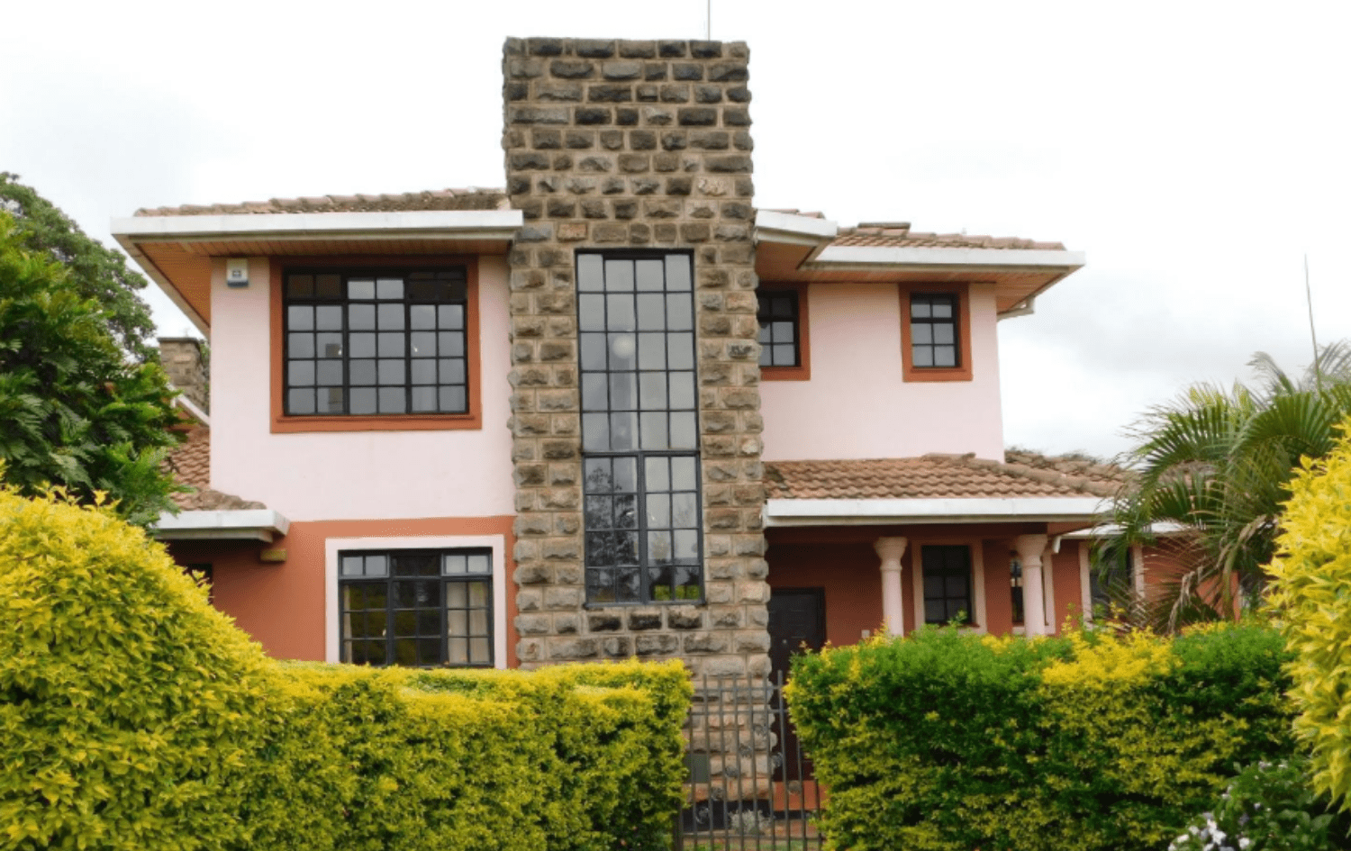 Fourways Apartments | 4 Bedroom + DSQ Homes For Sale along Kiambu Road