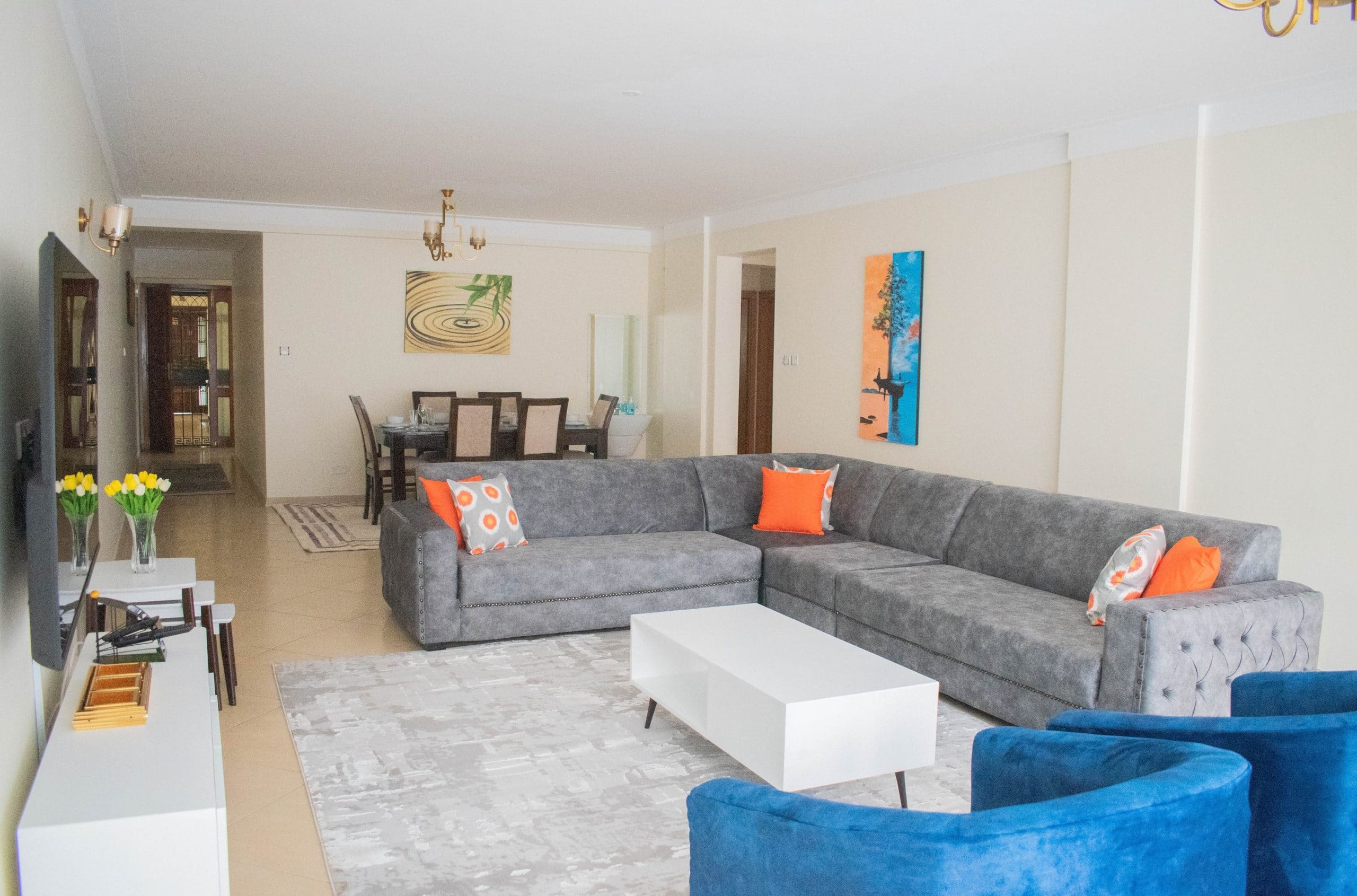 5 Bedroom Villa For Sale in Lavington