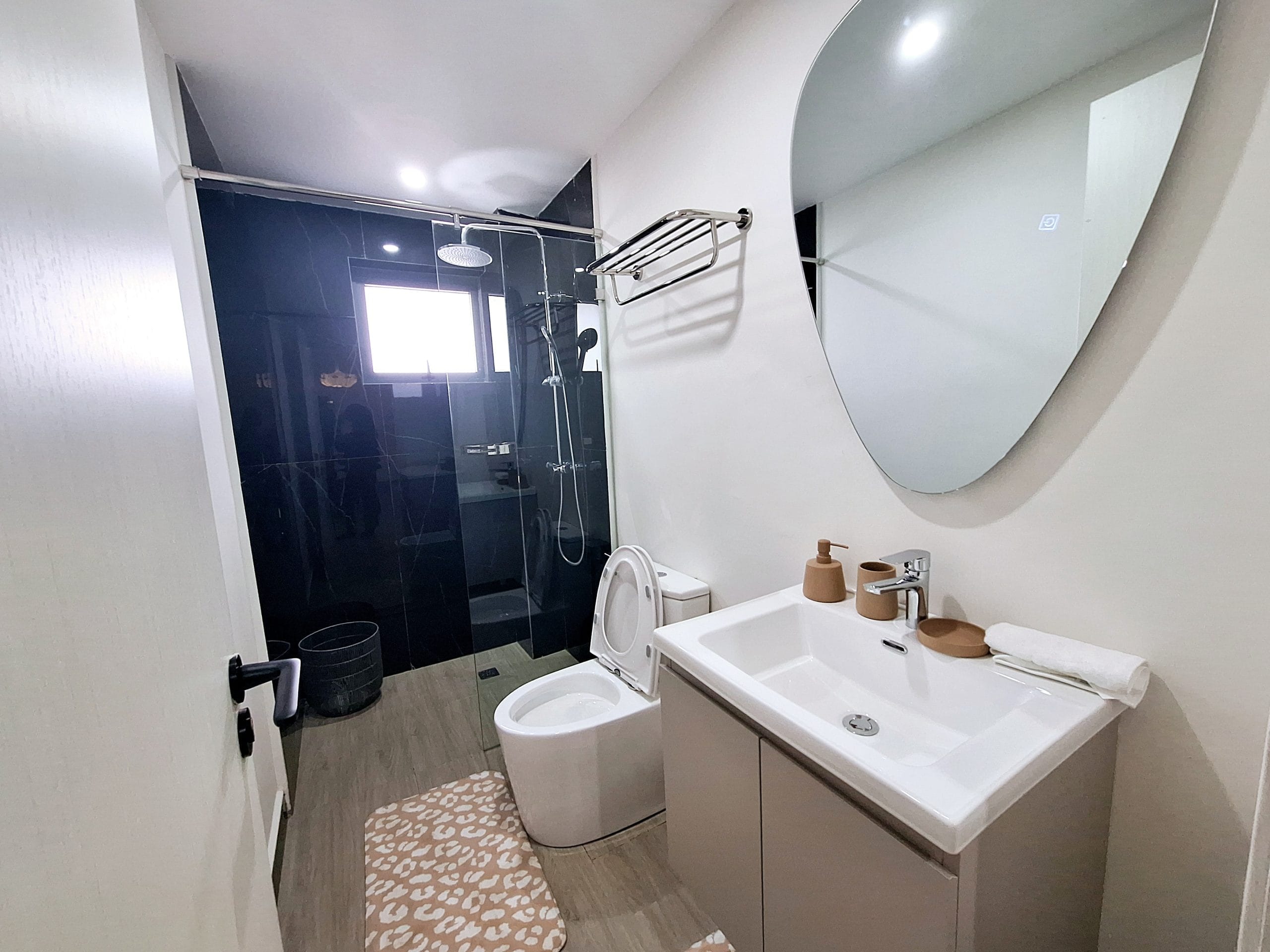 imgi_32_Washroom-scaled Pinecrest View Apartments | Kilimani | Modern 1 & 2 Bedroom Apartment For Sale
