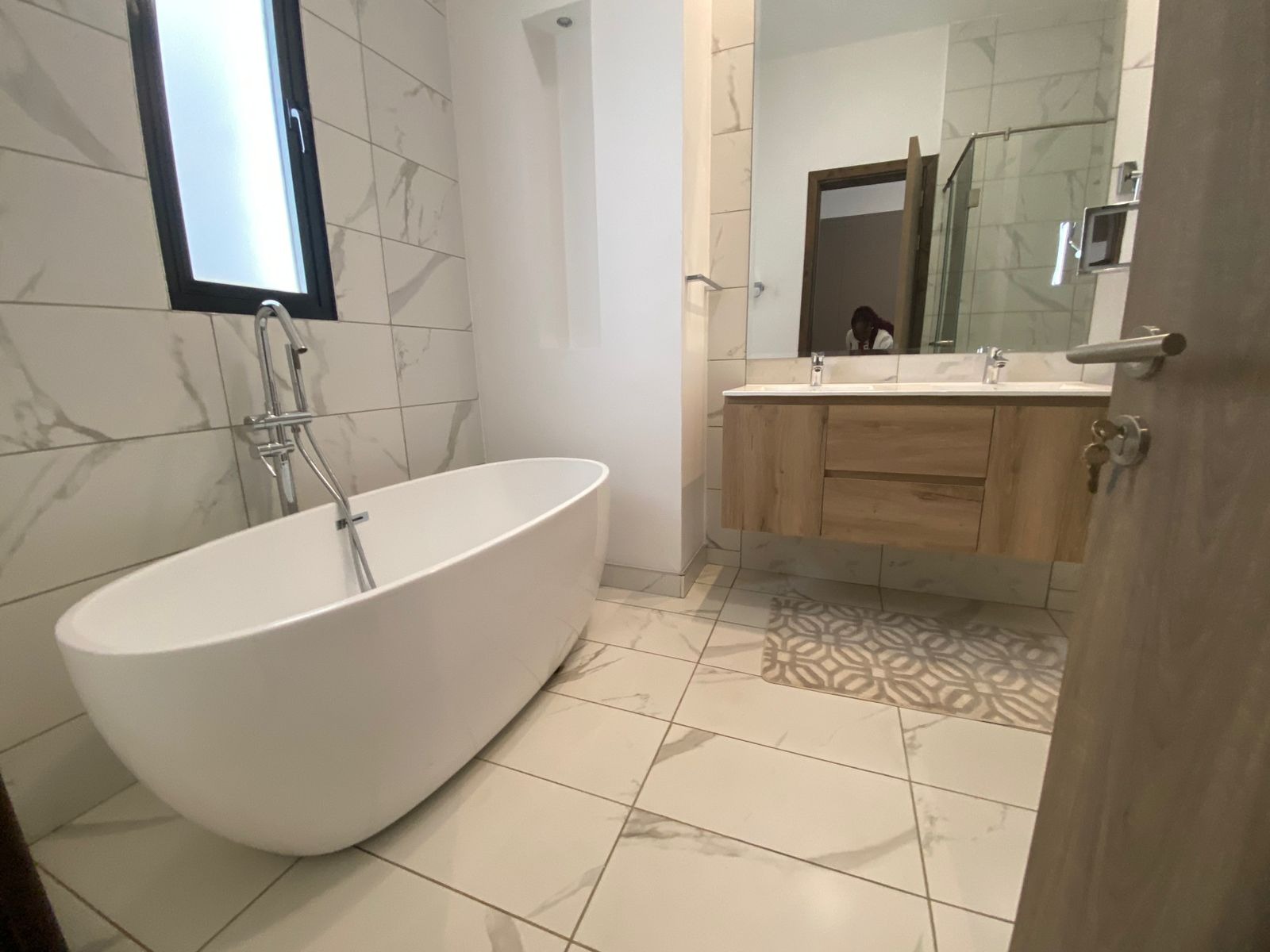 imgi_32_riverbank-images-3 1 Bedroom Apartment For Sale along Two Rivers