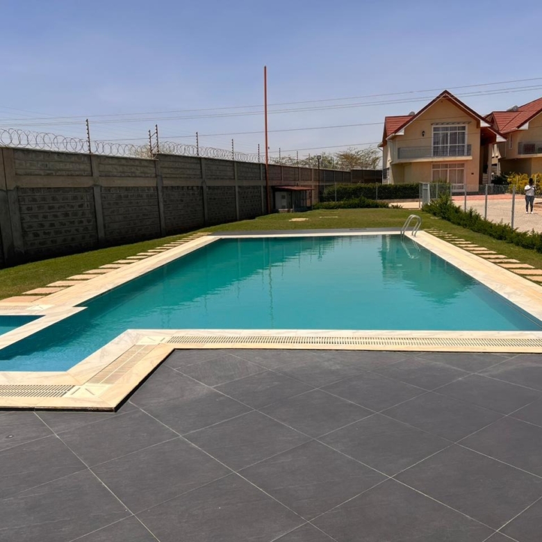 4 Bedroom Maisonette For Sale in Kitengela