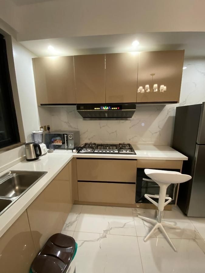 imgi_33_Apple-Tree-Apartment-13 6 Bedroom Penthouse Plus DSQ For Sale near Gateway Mall ,Syokimau