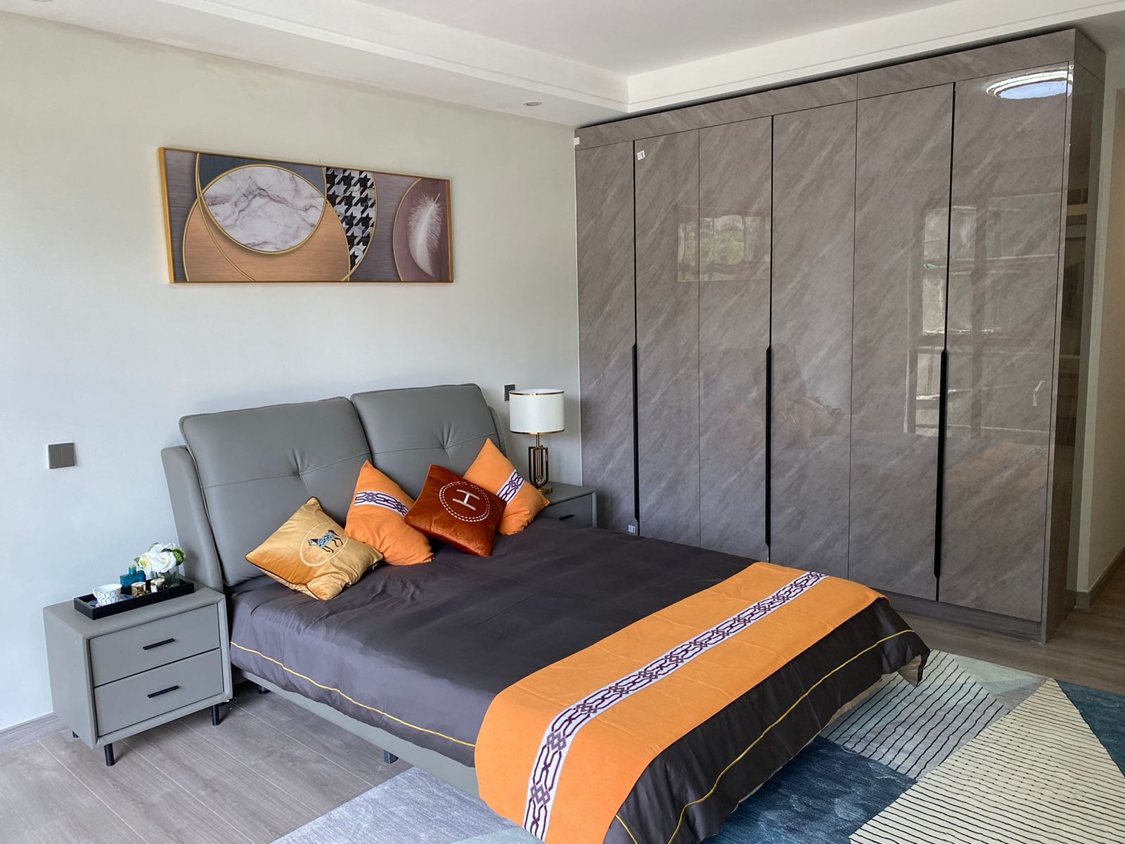 imgi_34_Bedroom-108-Riverside 2 Bedroom Apartments For Sale on Riverside