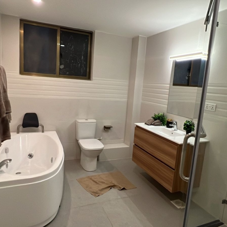 4 Bedroom Apartment For Sale in Lavington