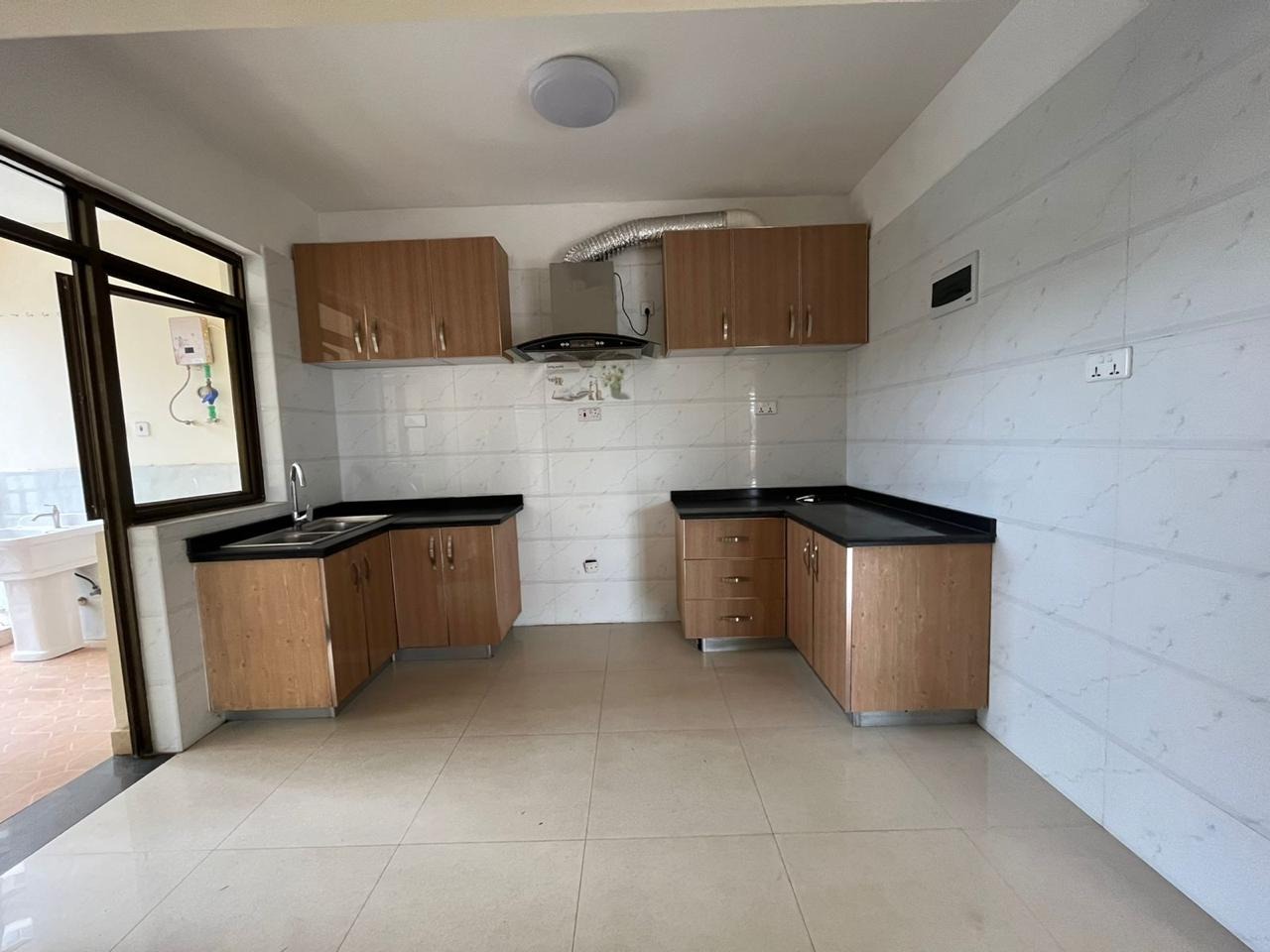imgi_35_Lalucia-Apartment-1 2 Bedroom Apartment For Sale in Kileleshwa