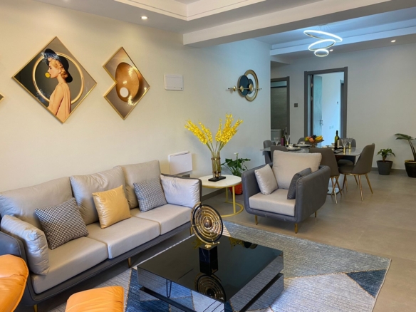 2 Bedroom Apartments For Sale on Riverside