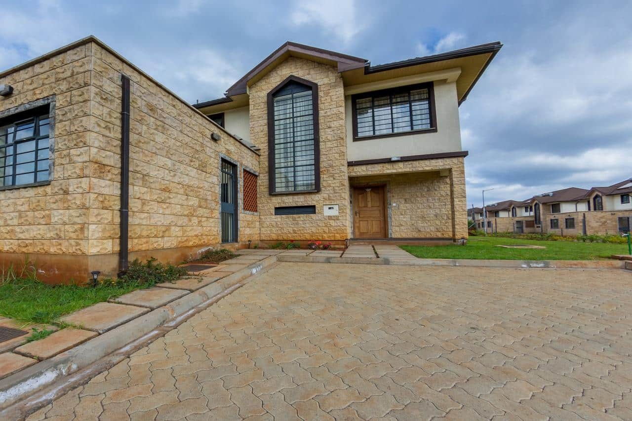  4 Bedroom Maisonette For Sale along Kiambu Road
