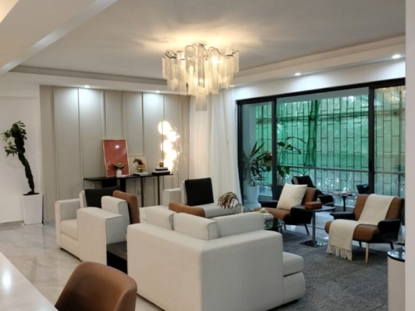5 Bedroom Apartment for Sale in Lavington