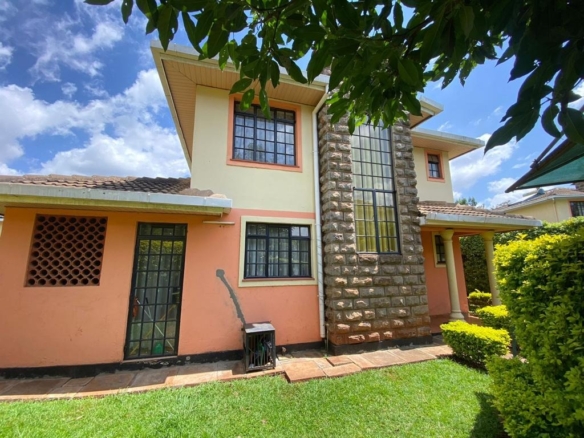 Fourways Junction Estate Villas For Sale in Runda