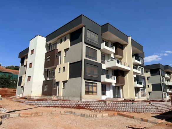 4 Bedroom Duplexes House For Sale in Rosslyn