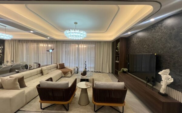 3 Bedroom Apartment For Sale + Sq in Kileleshwa
